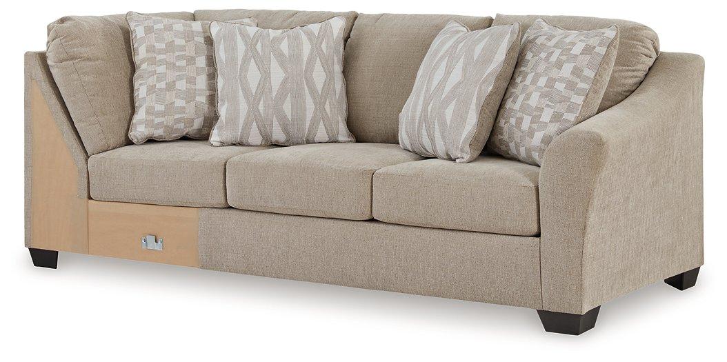 Brogan Bay 3-Piece Sectional with Cuddler