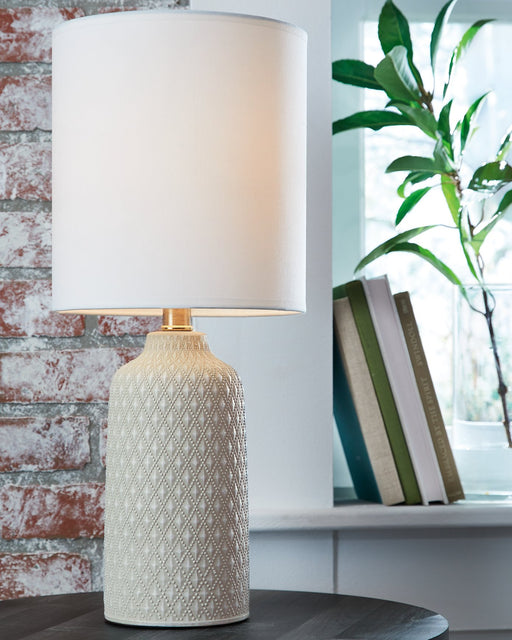 Donnford Table Lamp - Tallahassee Discount Furniture (FL)