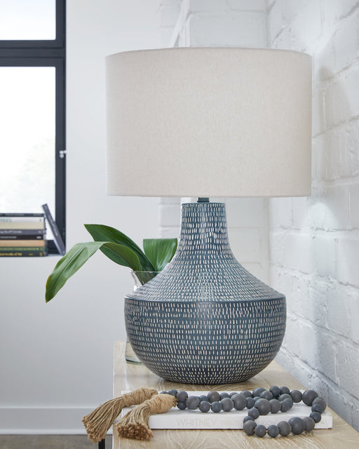 Schylarmont Table Lamp - Tallahassee Discount Furniture (FL)